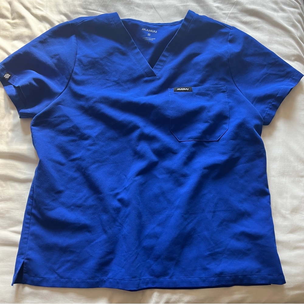 Jaanuu scrub set in Electric Blue